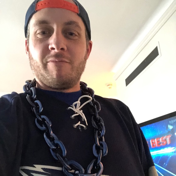 Meet your Posher, Derek - Picture 1 of 1